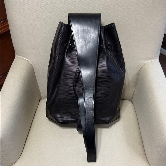 Vintage Louis Vuitton Black Leather Backpack - Picture 4 of 8